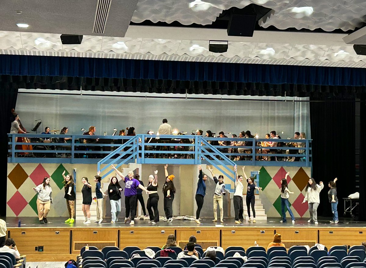Come chase the trail of a world-class con artist in the Bethpage HS Masquers Guild’s production of Catch Me If You Can! Tickets are flying- online or at the door. Thurs. March 21st - Sat. March 23rd <a href="/Zach_Levy/">Mr. Zachary Levy</a> @Ms_Kovacs_Music <a href="/MsGisWRITEhere/">Kaitlin Kramer</a> <a href="/principalBUFSD/">Nicholas Jantz</a>  <a href="/BethpageUFSD/">BethpageUFSD</a>