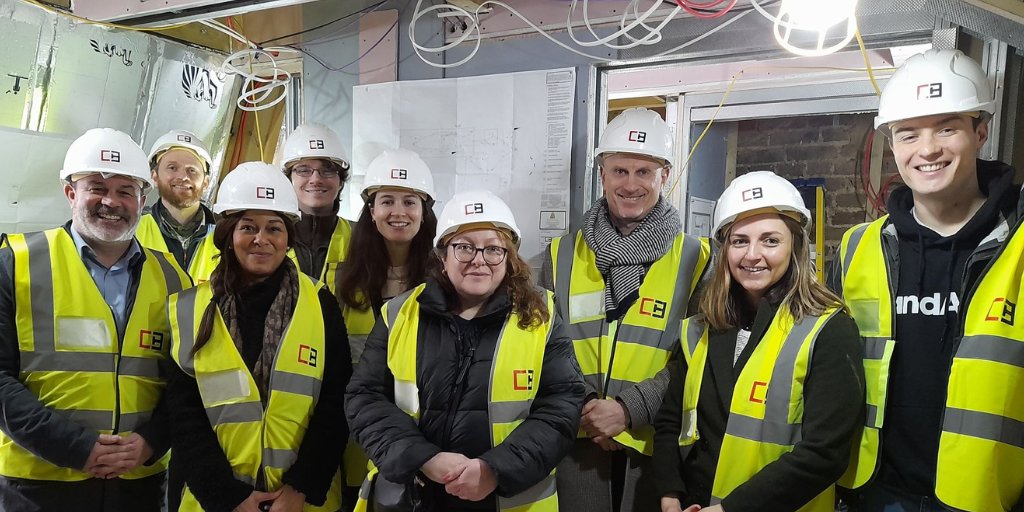 💥IMPACT A few weeks ago, we were invited to attend the @lookaheadtweets topping-out ceremony at the new St Kilda Young People Service in Ealing. We are extremely proud to fund the project alongside @SEGROplc see the impact we are making together🏡 #TogetherWeCan