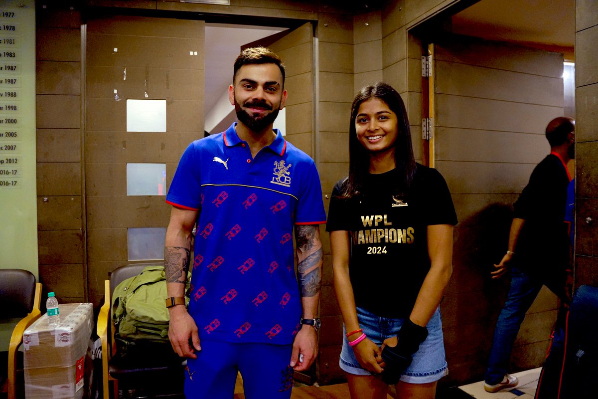 Started watching cricket cos of him. Grew up dreaming to be like him. And last night, had the moment of my life. Virat said,
“Hi Shreyanka, well bowled.” 
He actually knows my name 😬😬😬
#StillAFanGirl #rolemodel