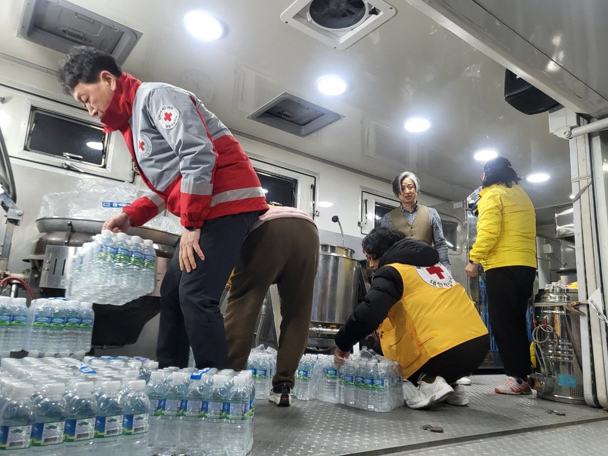 KoreanRedCross tweet picture