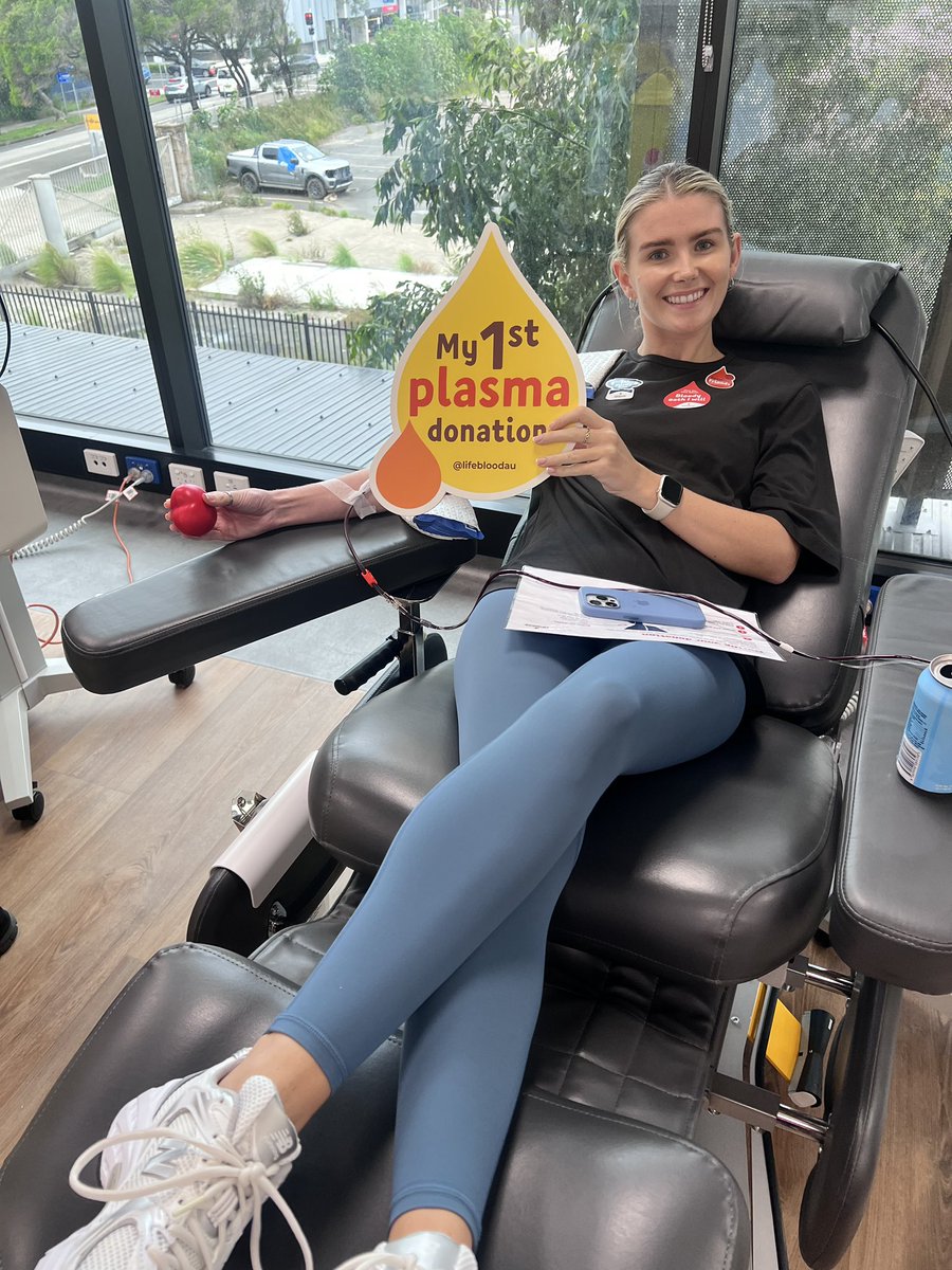 Tracy King tweet media