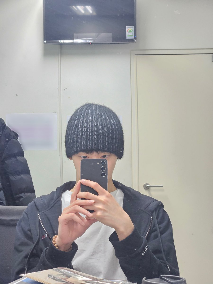 ASTRO ์์คํธ๋ก tweet media