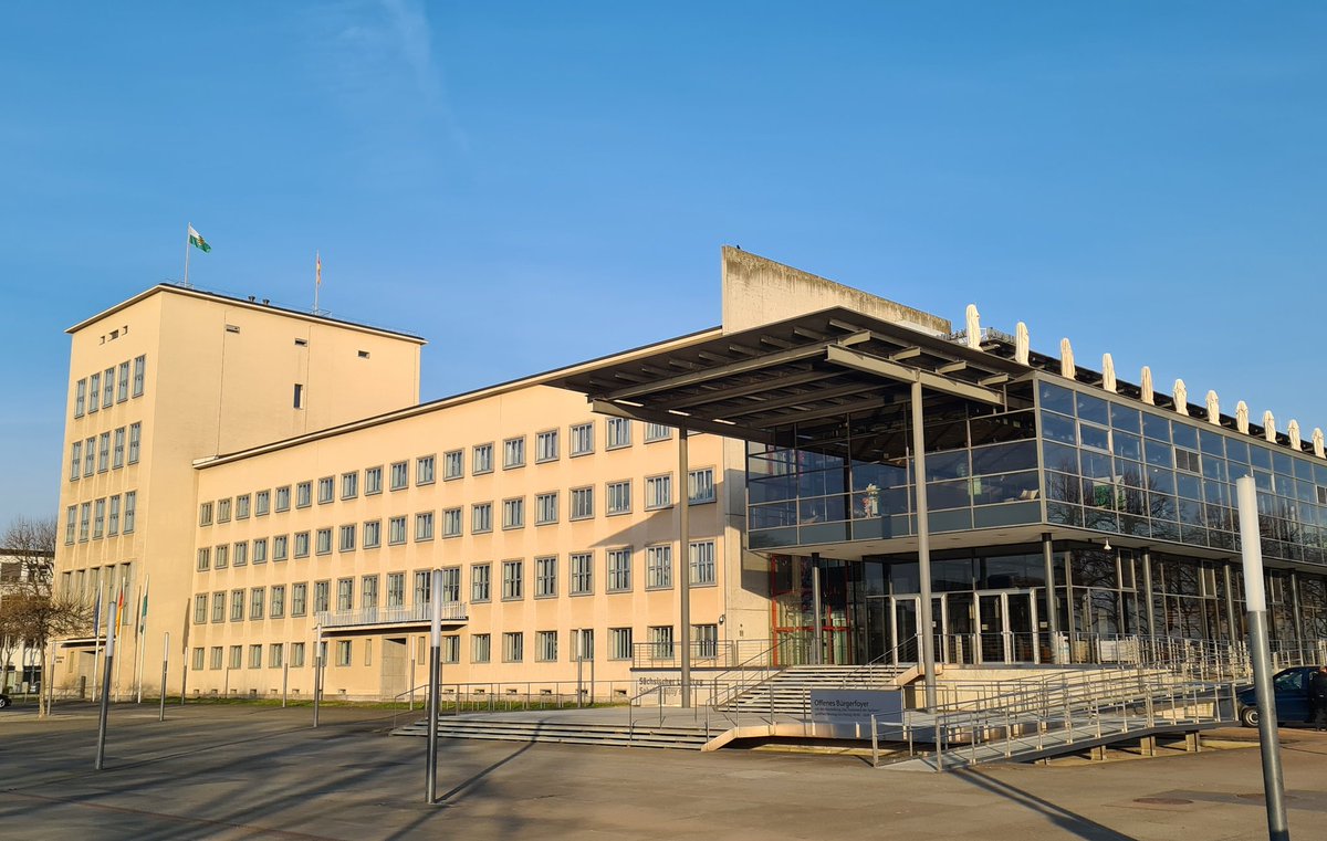 Im Landtag stehen heute u. a. die Selbstverwaltung der Städte und Gemeinden, das Thema selbstbestimmte Geburt, das Privatrundfunkgesetz, die Familienpolitik sowie Teilhaberechte für Menschen mit Behinderung auf der Tagesordnung. Livestream ab 10 Uhr: landtag.sachsen.de/livestream