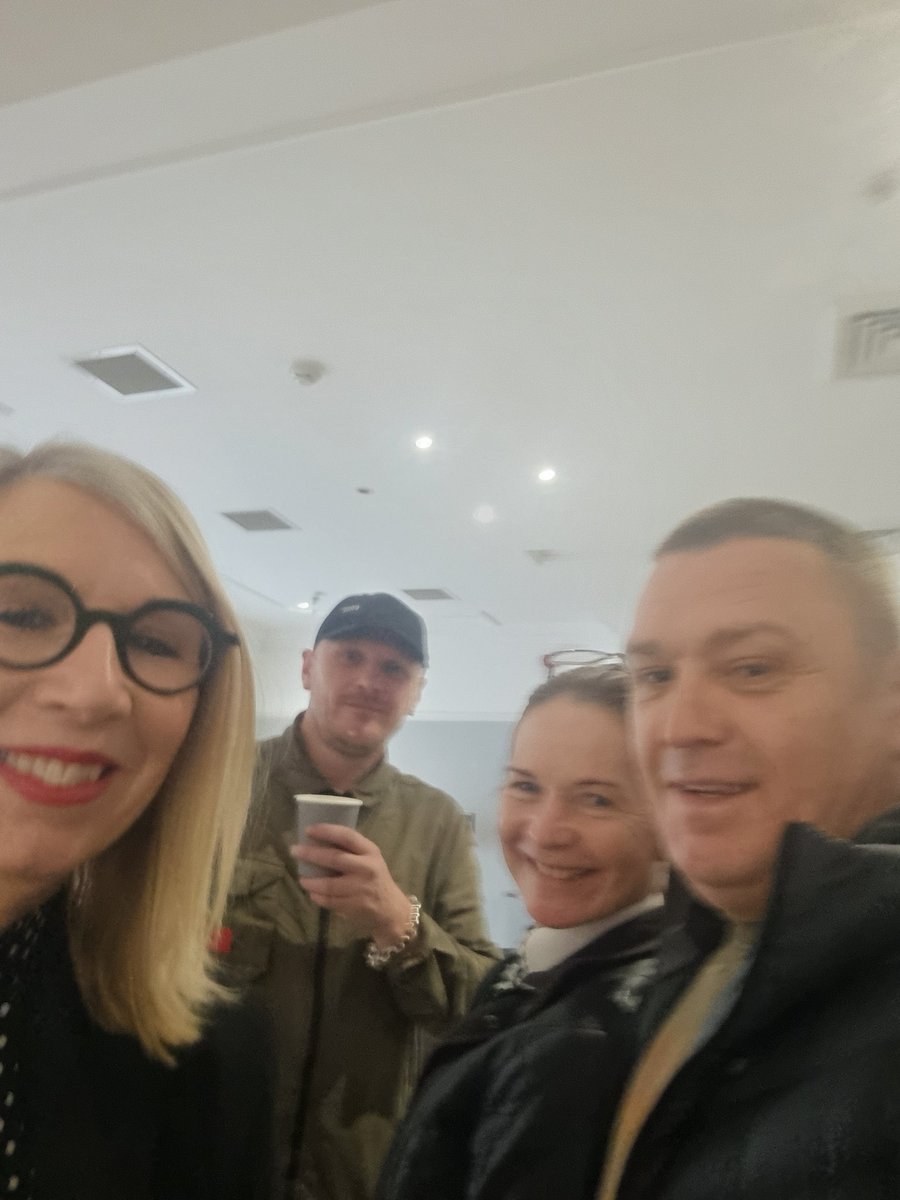 StevenB37704277's tweet photo. Great day at the violence reduction network with lived experience at the heart today ❤️  @Lads_Like_Us @glenn170279 @DirectorSueLVRN https://t.co/joXi5U9qh5