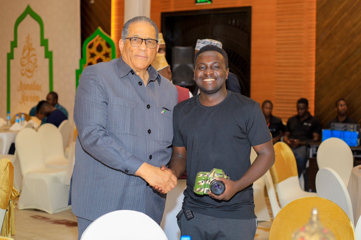 It was an honor to be guest for the CRDB Bank Iftar in celebration of the Holy Month of Ramadan yesterday at the Johari Rotana. To all of my Islamic friends worldwide, Ramadan Mubarak @Iftar @RamadanMubarak