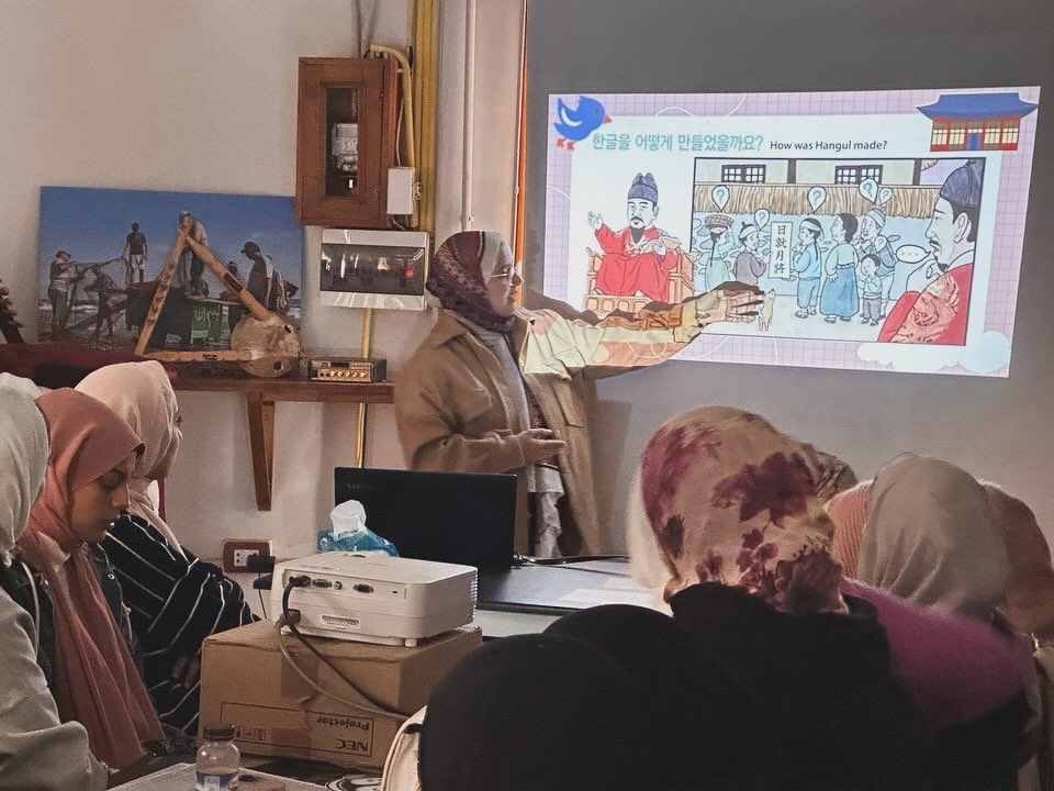 ايڤنت كوري في بورسعيد 

arabic.korea.net/NewsFocus/Hono…