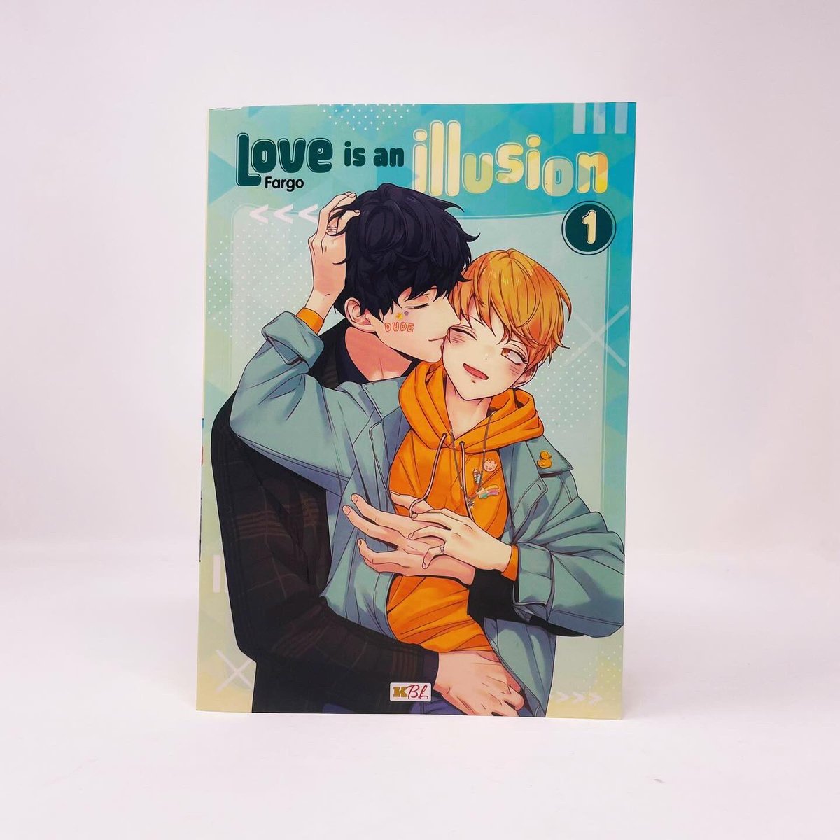 [NOUVEAUTÉ] Notre premier omegaverse sort enfin aujourd'hui ! 💘 📆 RDV en librairie pour découvrir le premier tome de 'Love is an illusion' ✨