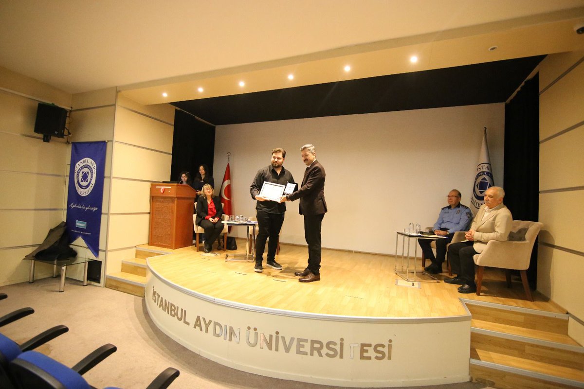 İstanbul Aydın Üniversitesi Hukuk Kulübü tarafından 15 Mart 2024 tarihinde düzenlenen Tüketici Hakları Konferansına Tüketicinin Korunması ve Piyasa Gözetimi Genel Müdürlüğü Daire Başkanı Dr. Yakup Güzel katılım sağlamıştır..