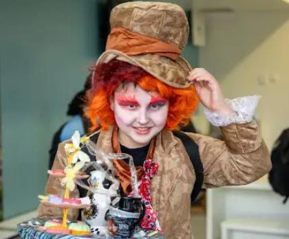Just in case you missed our @WorldBookDay celebrations, read our latest news story to see some great photos taken over the 2 days, including those of the student winners. Plus more about our 2 visiting authors, @TheSallyGardner + @nealzetterpoet uclacademy.co.uk/17065-2/ #WBD