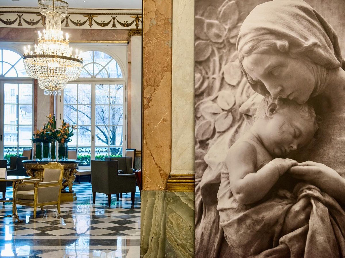 Welcoming the exhibition “Passione in Pietra” a new artistic project for our majestic Lobby signed by the young talent Federico Pestilli @federicopestilli   #westinrome #PassioneInPietra #exhibition #art #playwell