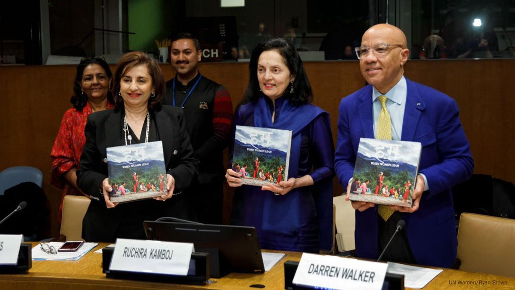 unwomenindia's tweet image. “Women leaders’ power lies not only in the individual story, but in that of the collective, ‘hum, we and us’.” At #CSW68, Hum: When Women Lead was released globally with @unwomenchief @ruchirakamboj @darrenwalker @FordFoundation @UN_Women. Watch here - webtv.un.org/en/asset/k13/k…