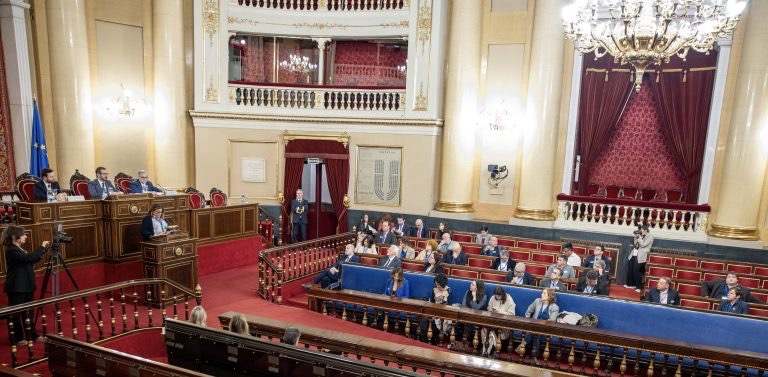 En seis paneles, el VII Congreso de Editores exploró los retos periodísticos en Europa y América Latina. La segunda jornada se desarrolló en el Senado de Madrid y en el campus de la <a href="/urjc/">URJC</a> , en Aranjuez. 
👉🏼 shorturl.at/botGL