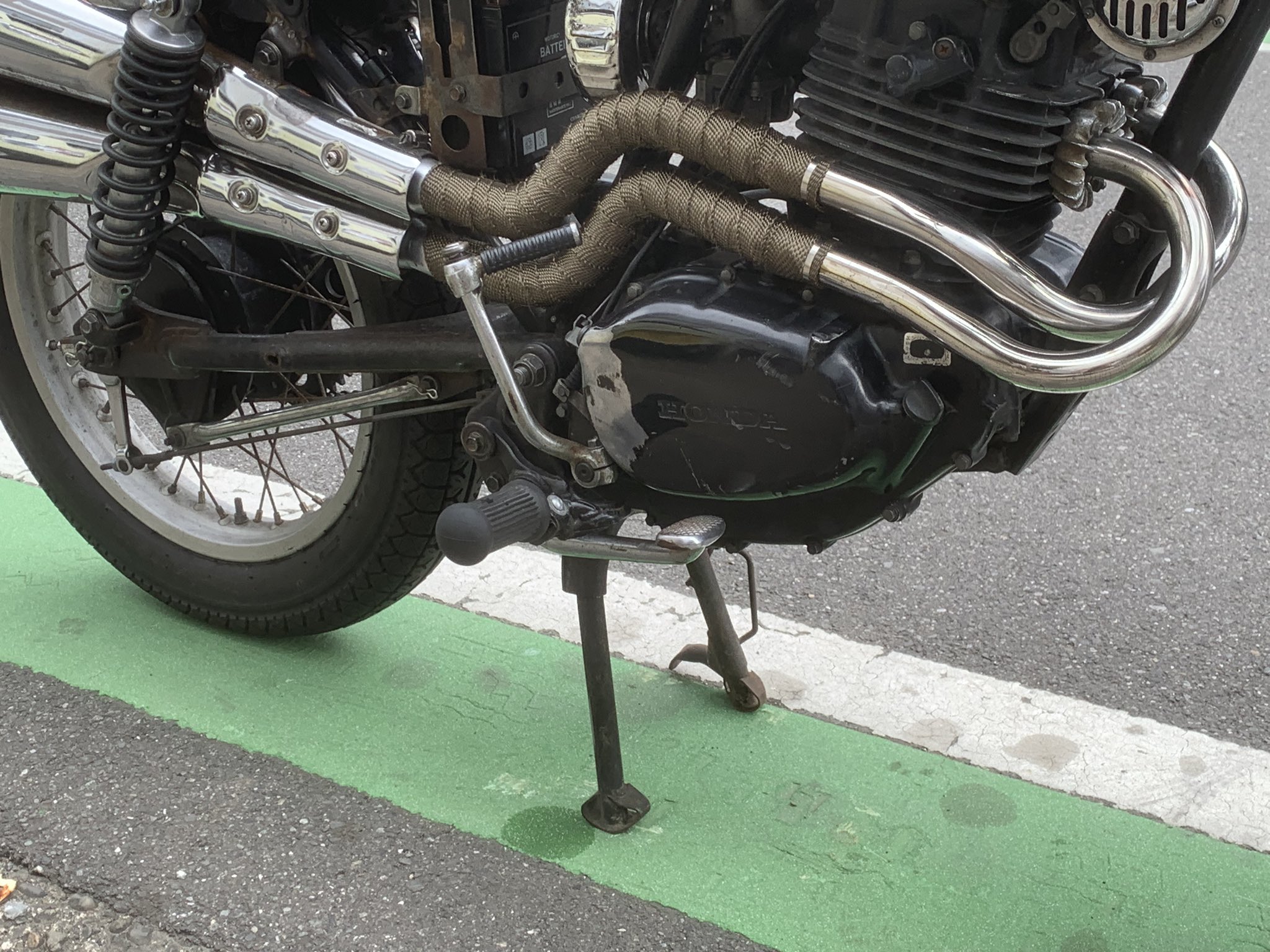 ホンダ シルクロード L250S センタースタンド【B】 435 ホンダ シルクロード L250S センタースタンドB 435