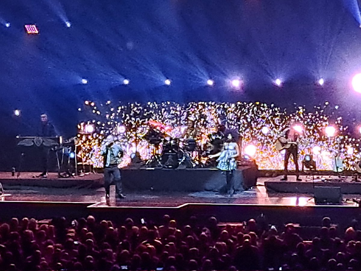 Carolyn Derbyshire π (@inspiralgirl) on Twitter photo Bit delayed posting this (somehow saved as draft) but <a href="/DelAmitri/">Del Amitri</a> and Simple Minds were awesome on Saturday. Top night out <a href="/Tanya_Downes23/">Tanya Downes</a> Bit delayed posting this (somehow saved as draft) but <a href="/DelAmitri/">Del Amitri</a> and Simple Minds were awesome on Saturday. Top night out <a href="/Tanya_Downes23/">Tanya Downes</a>