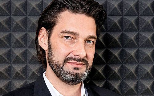 Im Interview wirft Andreas Kunz von Logitech einen Blick auf virtuelle Arbeitsräume und erläutert, inwieweit sie die traditionelle #Arbeitswelt revolutionieren. 
buff.ly/43kxxKE