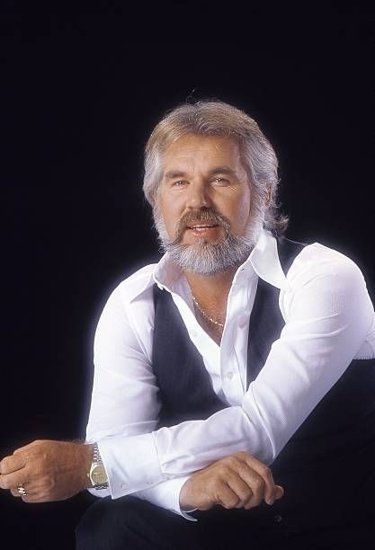 Remembering #KennyRogers who passed away 4 years ago today.