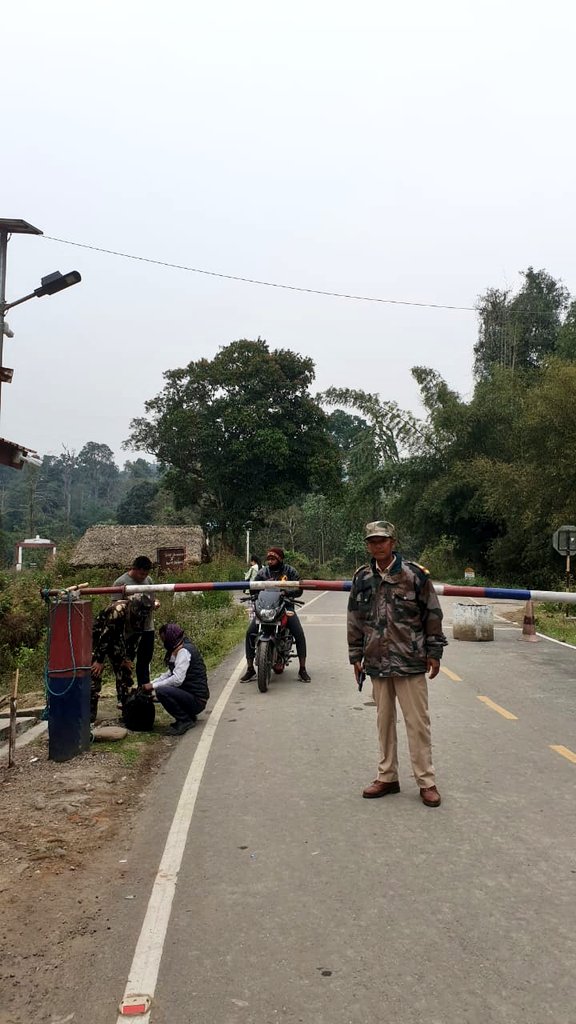 ADCDeomali's tweet photo. The FST, SST and Integrated Naka Teams are on 24*7 duty at the check gates and within the constituency to ensure MCC safety and compliance. https://t.co/MkruL4SlIp
