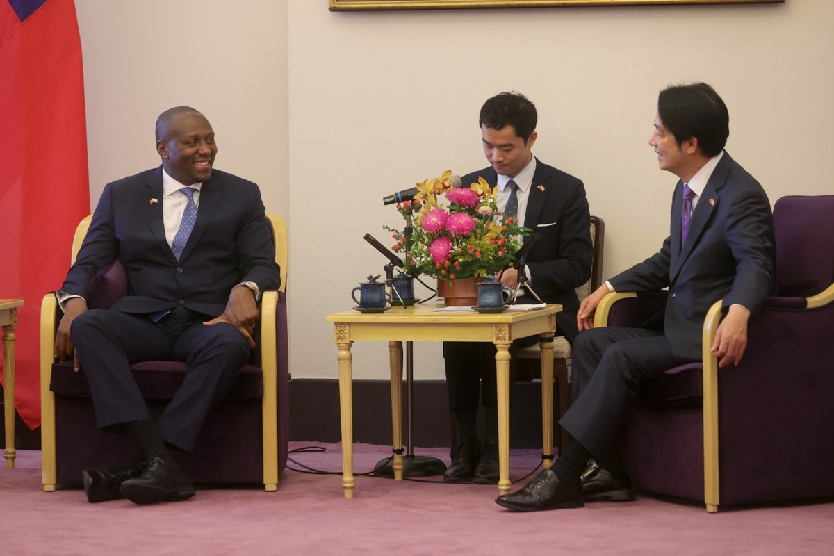 Delighted to welcome PM @RussellMDlamini and his delegation to Taiwan. The 56-year partnership between #Taiwan & #Eswatini stands as a testament to our shared values and vision. We remain committed to advancing our cooperation, shaping a brighter future for our nations & beyond.