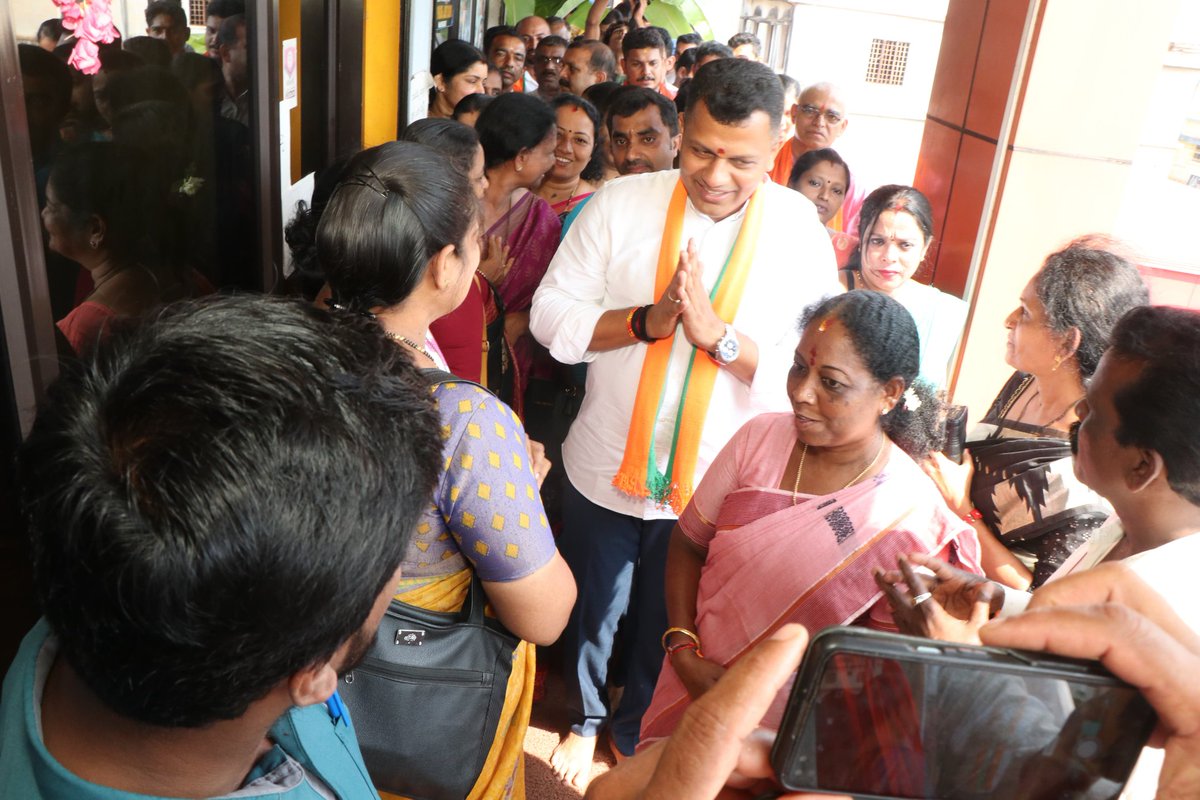 Sandeeplobo05's tweet photo. Captain @CaptBrijesh @Sullia Constituency 🔥

#CaptainforDK https://t.co/u033LK5YpS