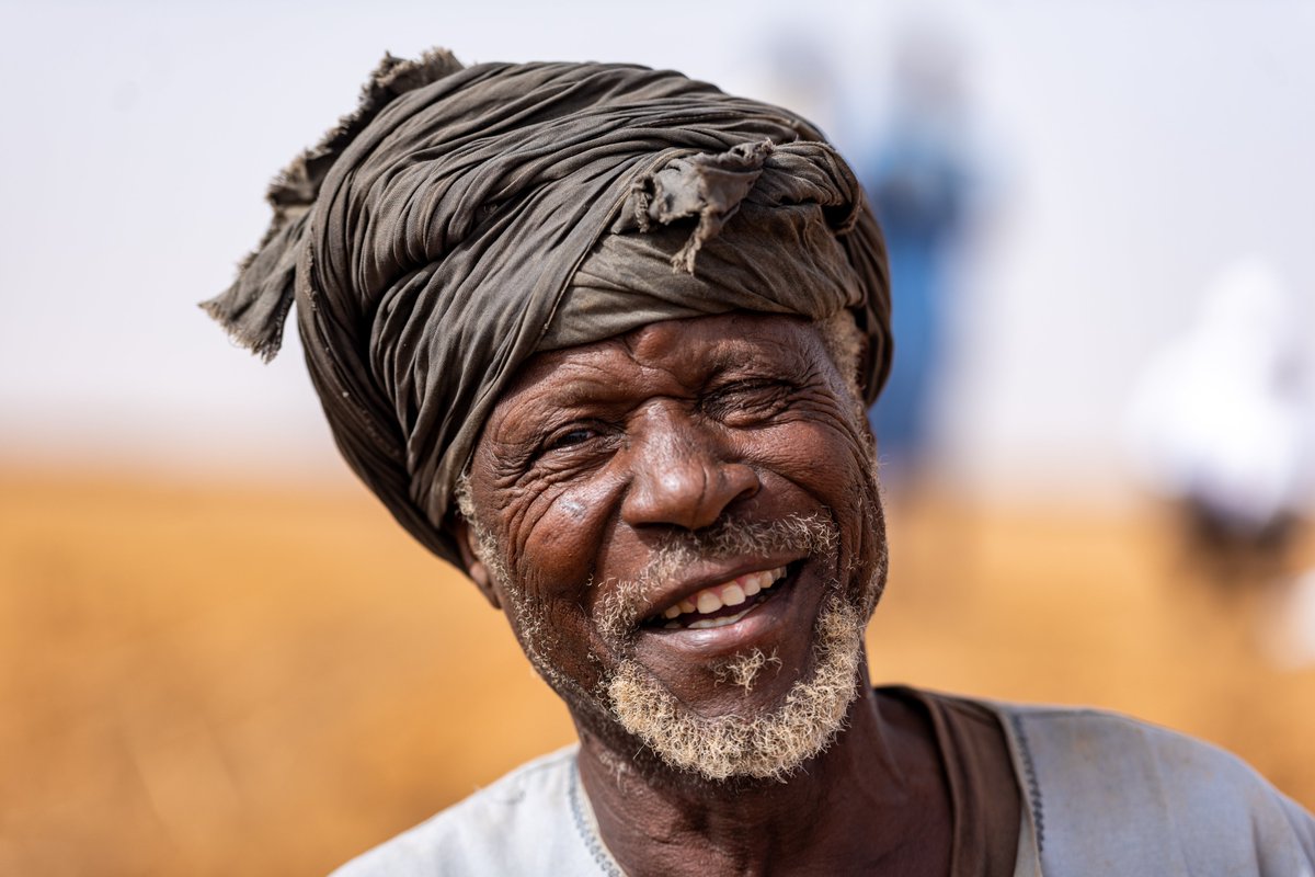 FIDAfriqueOuest's tweet image. La langue française dans le 🌍

🌐 5e langue mondiale
🌍 2e langue la plus utilisée dans la diplomatie
👩‍💻 4e langue sur internet

Et c'est une langue officielle dans 2⃣6⃣de nos États membres et l'une des 4 langues officielles pour @leFIDA !
#Mon20mars | Vive le #Multilinguisme !