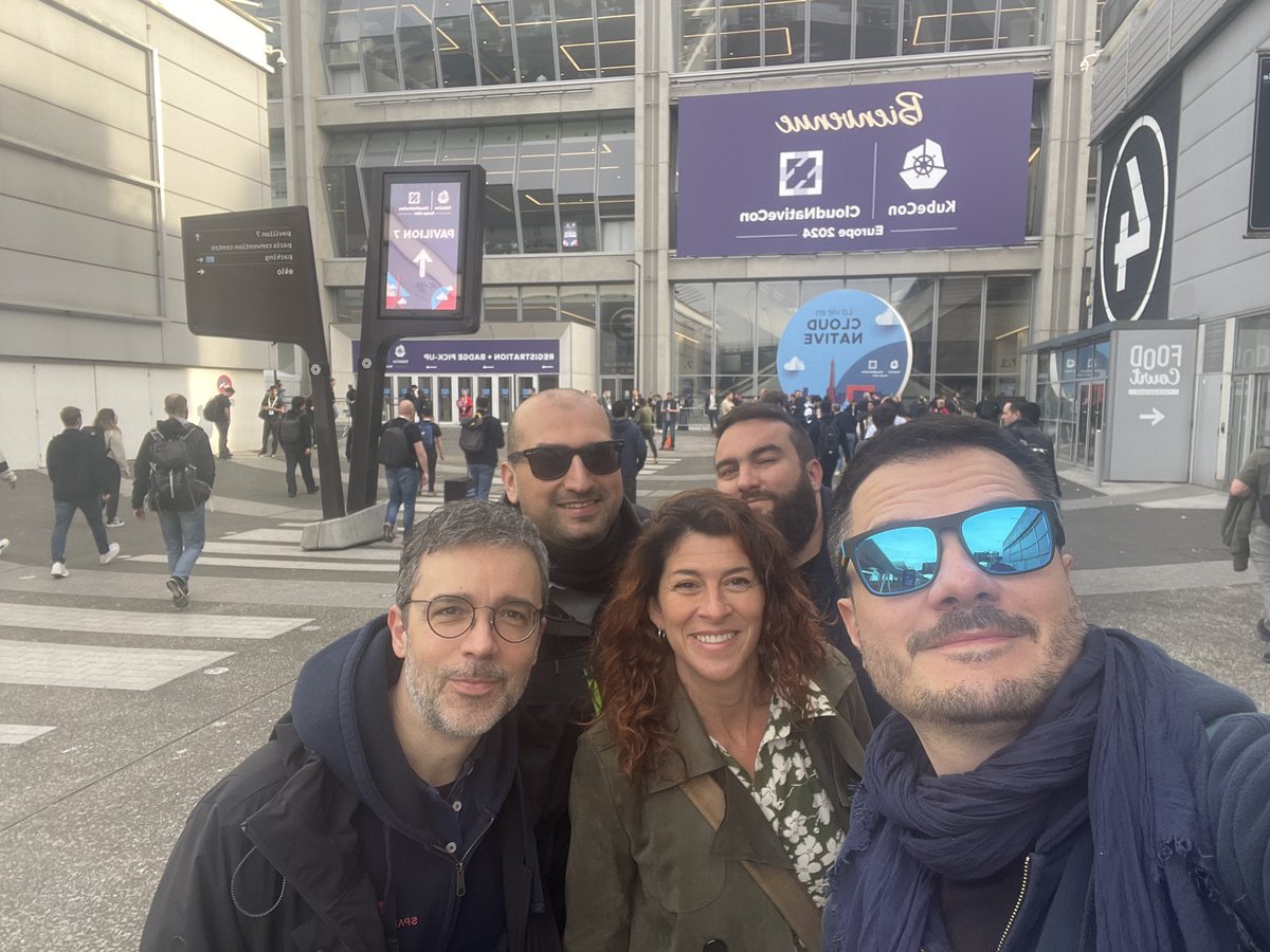 The KubeCon Paris is about to take off!!! Thrilled to listen to the news from the ecosystem and to meet people. We’ll keep you updated! @CloudNativeFdn #BeTheSpark!