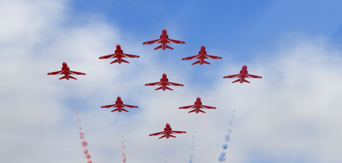 RBLXRed10's tweet photo. The Reds were back to their diamond nine last night in anticipation of doing the full new irl routine! #Roblox #airshow #redarrows #RAF https://t.co/FgdwvYOk6t