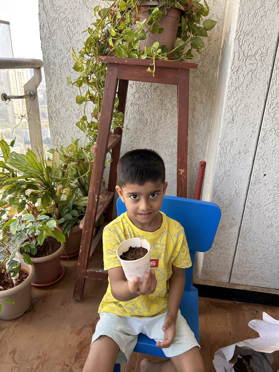 Potting Ladies Finger and tomatoes with Nani #SummerHouse #summervacation #summeractivities #FamilFun