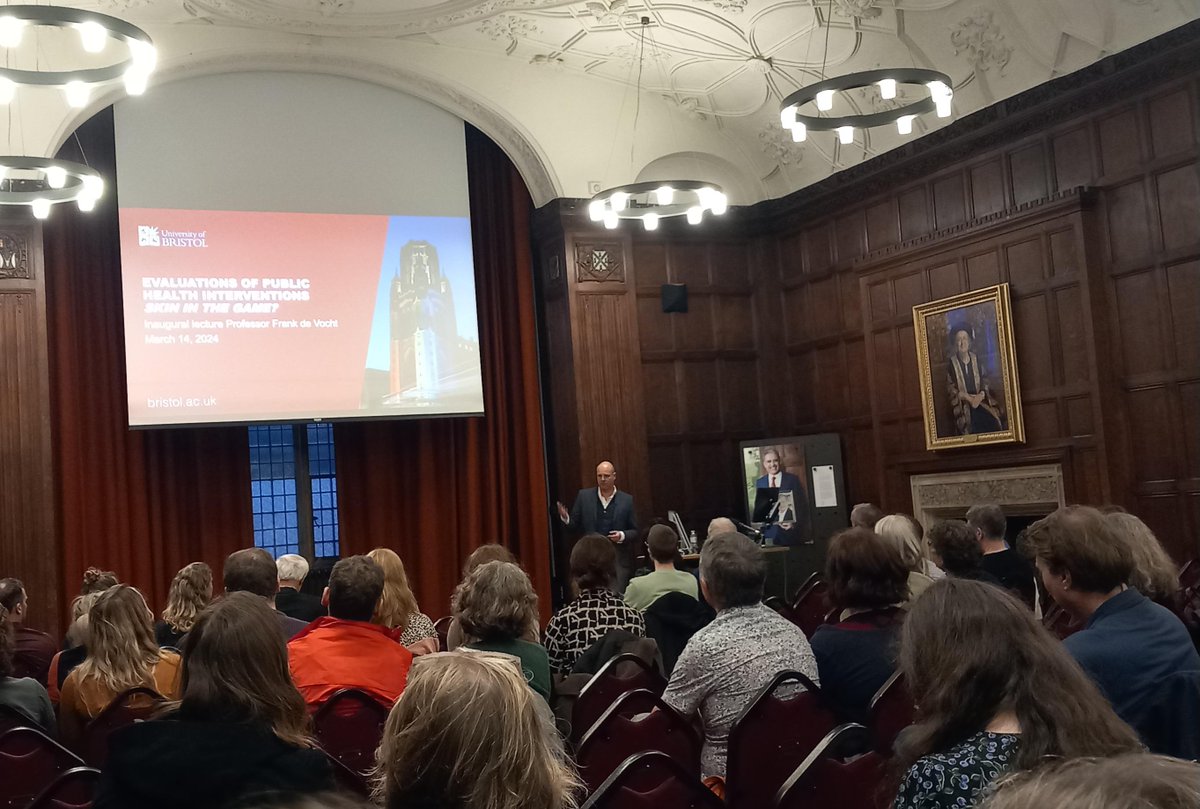 Thanks to everyone who attended (in person or online) my inaugural lecture at @BristolUni. 
For others, there will be a video available soon: discussing #publichealth #evaluation #naturalexperiments #methodology, but also some #5G, #whitehatbias, and a little thought experiment.