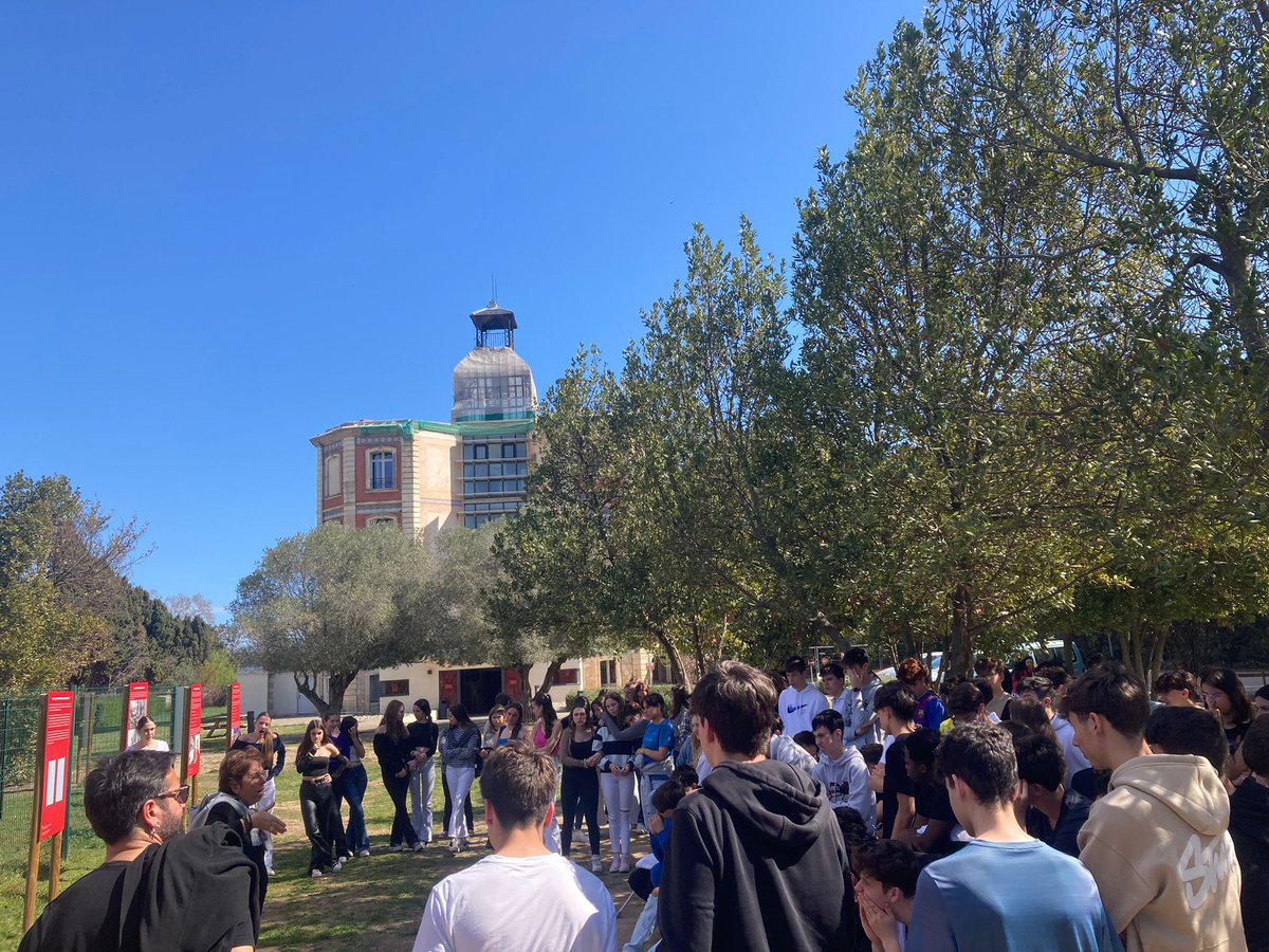 Ahir l’alumnat de 4rt va visitar la maternitat d’Elna, el camp d’Argelers i la tomba de Antonio Machado, per un aprenetatge vivencial des dels àmbits social i lingüístic. <a href="/INS_Vilamajor/">Institut Vilamajor</a>