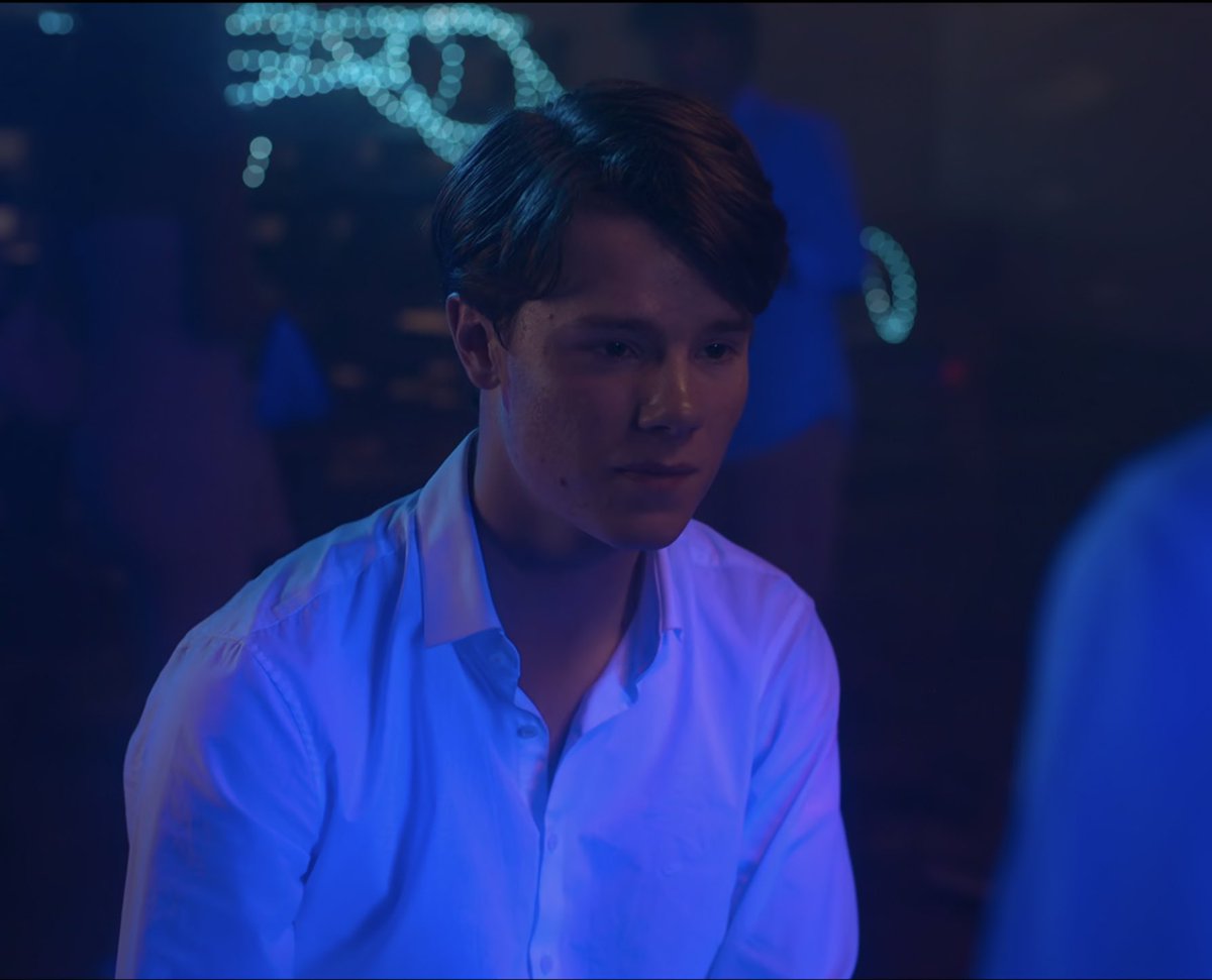 PINKYAKRIDGE's tweet image. the sadness in his eyes is killing me