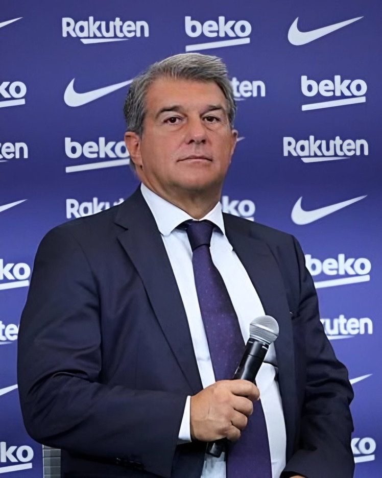 BarcaUniversal's tweet photo. Joan Laporta: "Do I see myself in Wembley (UCL final)? First, Paris." https://t.co/2QJDgIyQxX