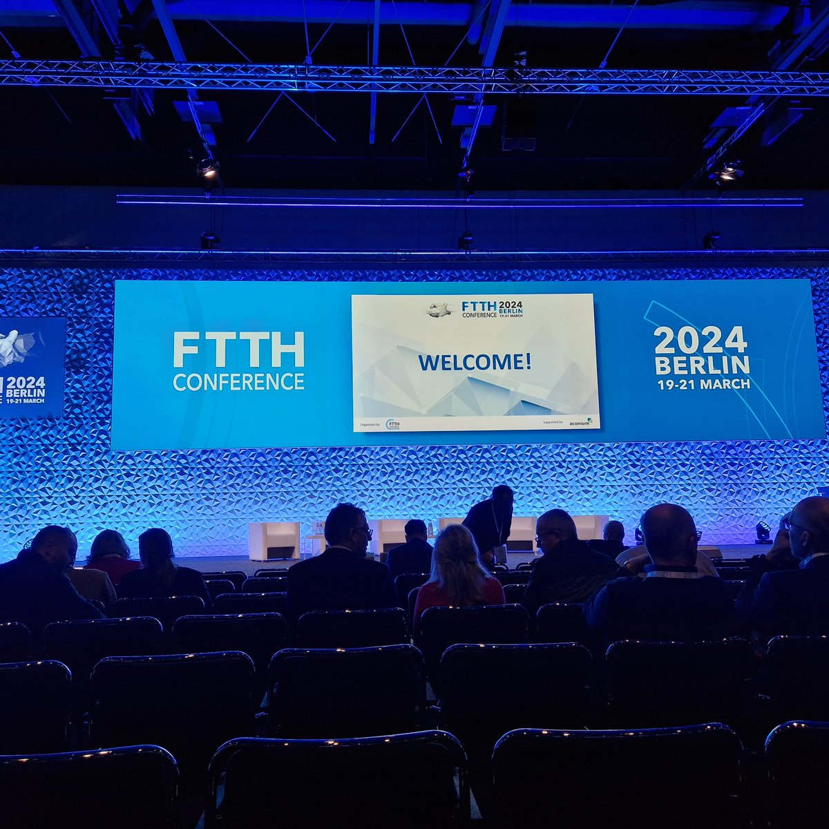 All set for the FTTH  conference kick off here in Berlin #ftth24 @SonalakeHQ