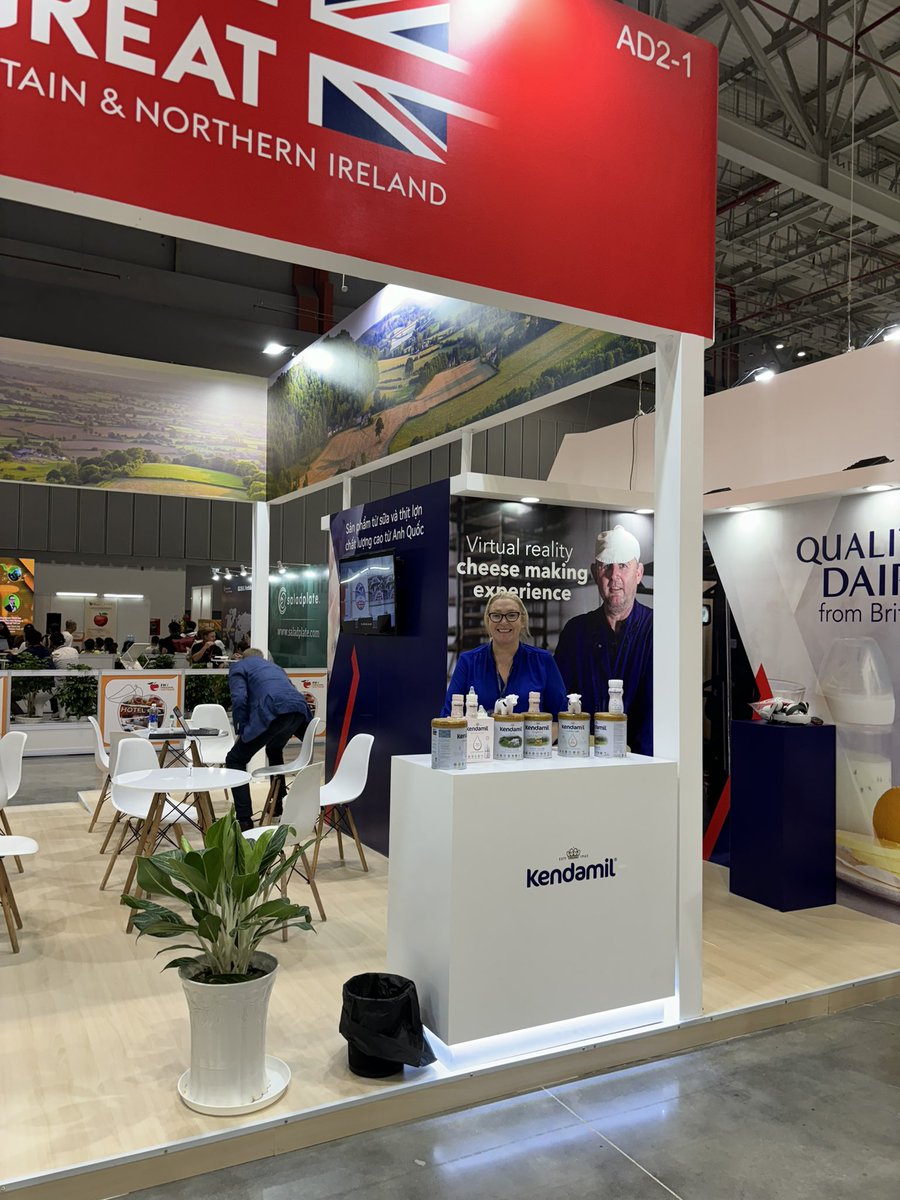 Day 2 of FHV show in Ho Chi Minh City with Coombe Castle International Ltd Kendal Nutricare (Kendamil) & Daioni Organic. It’s been a good show with some great contacts so far! @AHDB_Dairy @TheAHDB #britishdairy #britishcheese