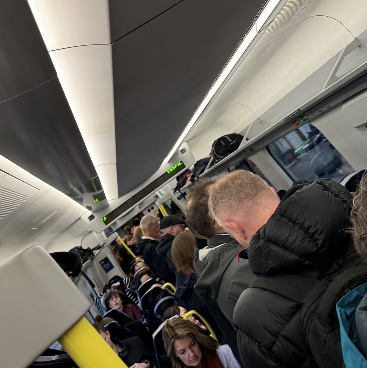 Not 8 carriages, not 6, but 3 carriages on the busiest service of the day between Glasgow and Edinburgh… come on #scotrail