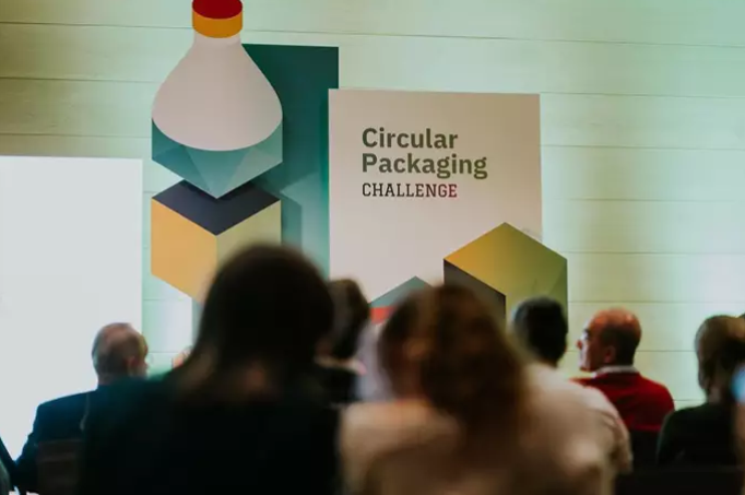 iProspectESP's tweet photo. .@ecoembes y su centro de innovación abierta, @TheCircularLab, lanzan la II edición de #CircularPackagingChallenge, una iniciativa para que empresas y startups colaboren en la búsqueda de soluciones eficaces para impulsar la circularidad de los envases.
https://t.co/LC1PSaCXzW https://t.co/AUbuoYEne0