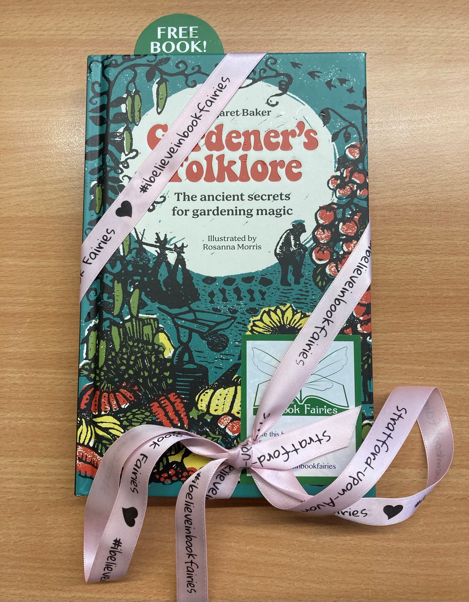 We were delighted to find this beautiful book outside the Town Hall this morning. Thank you to the Stratford-upon-Avon Book Fairies! We will read it and pass it on.
#ibelieveinbookfaries  @bookishlyexploring