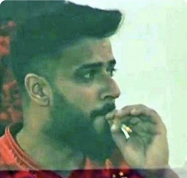 AsimAwan999956's tweet photo. Boys After iftaar 🚬 https://t.co/nNfeIXd9Jp