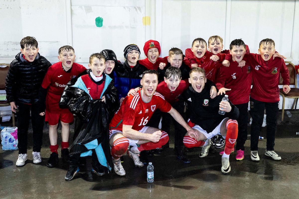 Last night in Llanelli 💭

#CymruC | #TogetherStronger