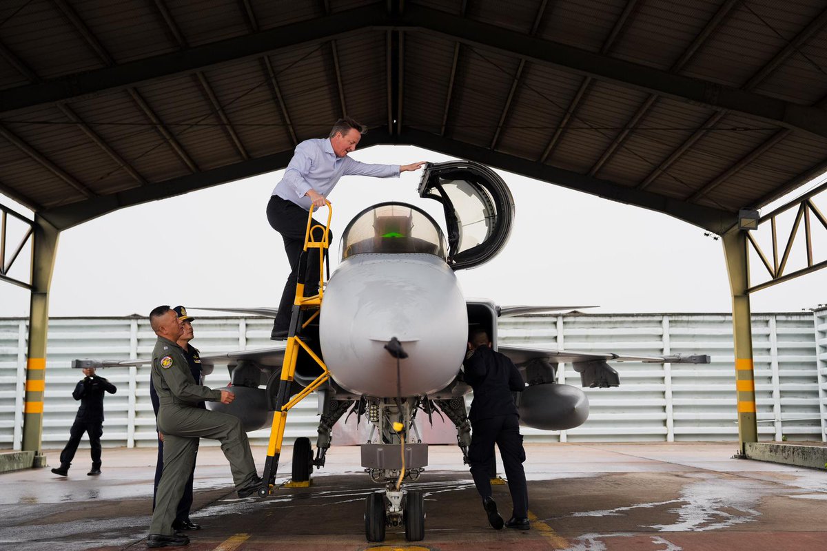 Thailand is one of the biggest economies in South East Asia.

Our trading relationship is worth around £6 billion a year. 

I want to build on that.

Working together we can promote security in the region and jobs and growth in the UK.