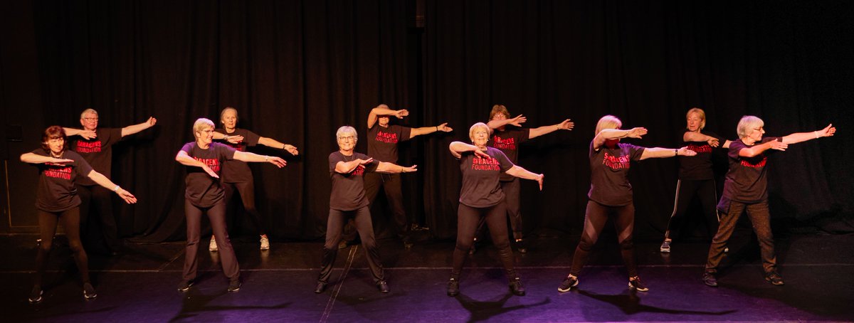 #DanceReIgnite embraces the @agewithoutlimit Action Day theme of #SeeAndBeSeen by valuing the contributions older adults make to dance. 40 older adults are creating dance pieces for 56 performances in #Herts 👉 bit.ly/3vg0hYi 📸 Simon Richardson #PositiveAgeing