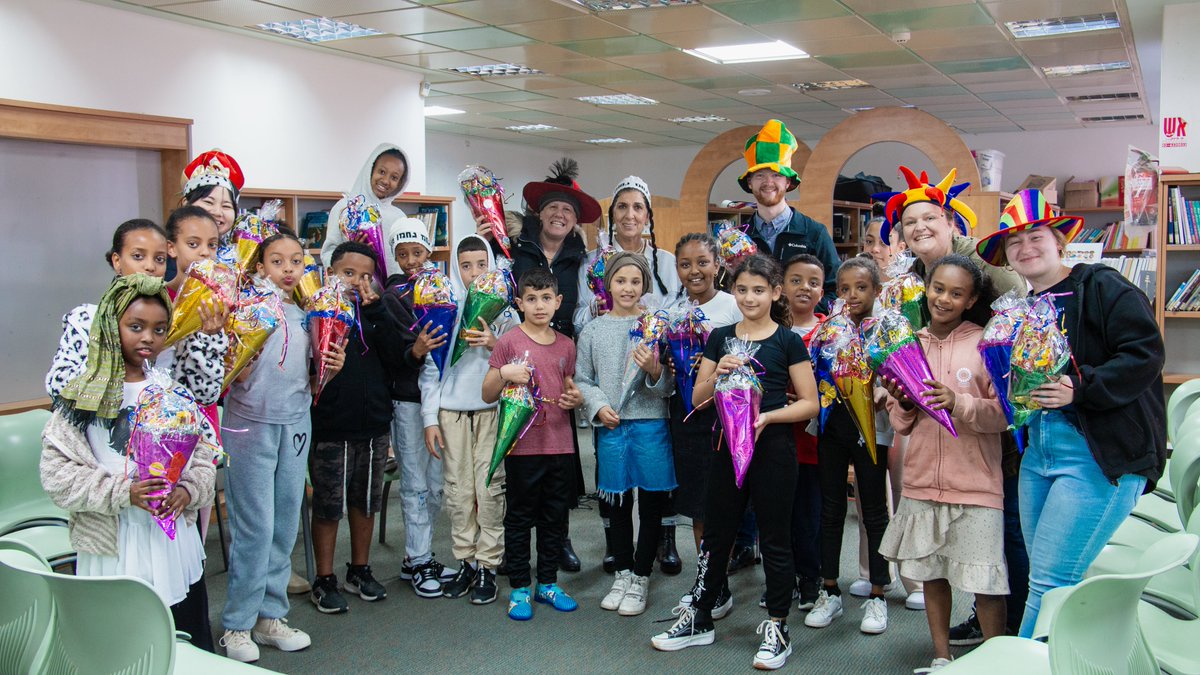 BridgesForPeace's tweet image. Our BFP team has been actively journeying to schools nationwide, joyously distributing Purim baskets to the students enrolled in our Feed a Child program.
Bless an Israeli child. Click the link to donate! bridgesforpeace.com/donate?fund=Fe…
#Israel #Bless #Give #Pray #Hope #Smile #Purim