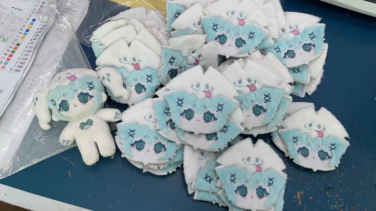 モンスターちゃんと👻ちゃん10cmの進捗貰いました☺️❤️