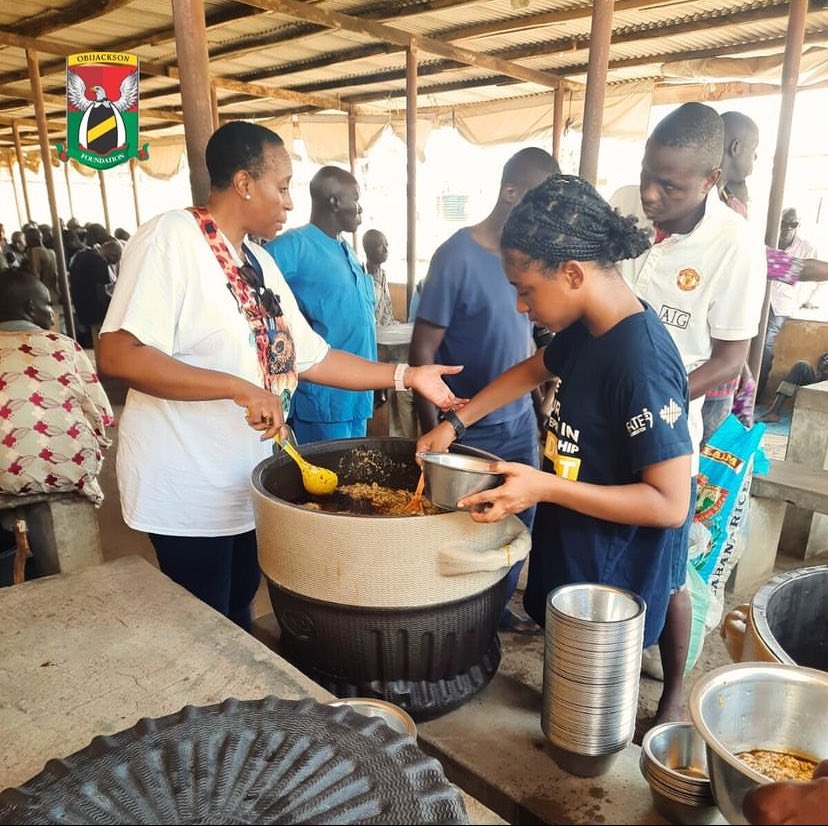 Fighting Hunger, One Plate at a Time! At the Obijackson Foundation, we're passionate about ensuring everyone has access to nutritious food. Through our Pantry Initiative and Soup Kitchens, we provide healthy meals to orphanages, widows, rehabilitation centers, and more.💫