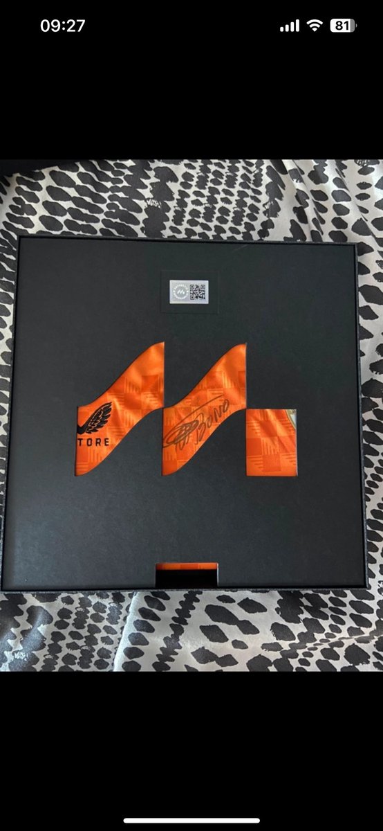 GeorgeFootballShirts tweet media