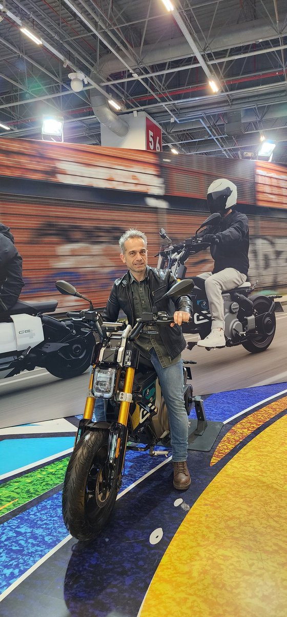 Berkan_Bayram's tweet image. Motobike Istanbul 2024 kapılarını açtı.
📌  İstanbul Fuar Merkezi'nin yenilenen 5, 6, 7 ve 8 numaralı salonlarında gerçekleştirilecek. 
📌  Motobike Fuarı 20-23 Mart tarihleri arasında gezilebilir... 
#Motobike @motobikeist