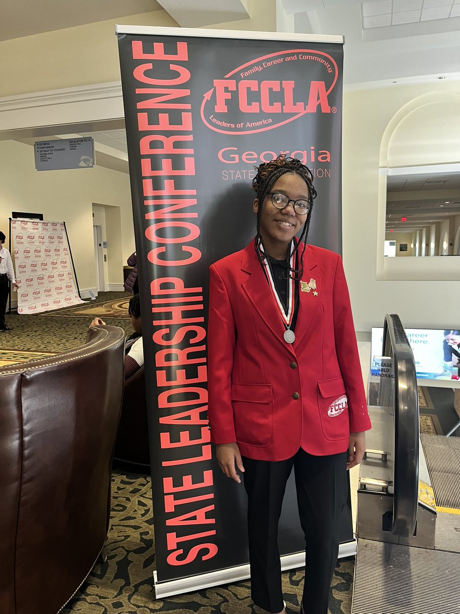 HopeHopkinsFACS's tweet photo. Paul D. West Middle School FCCLA member, Celena Bonner, just earned Silver and is on her way to Nationals in Seattle this summer. Congrats Celena!@prin_pauldwest @ChefWilborn @FCSCTAE @pauldwestfccla https://t.co/cuFqn7987q