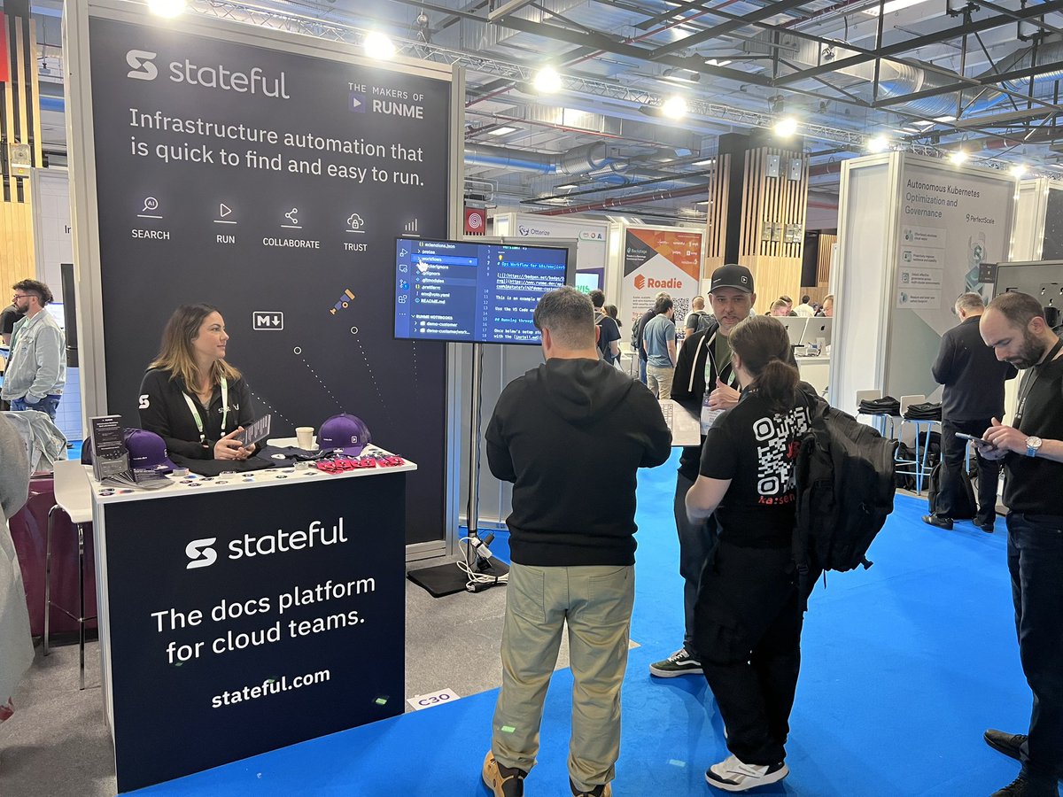 And we’re off, come by and talk interactive DevOps docs at C30! #KubeCon