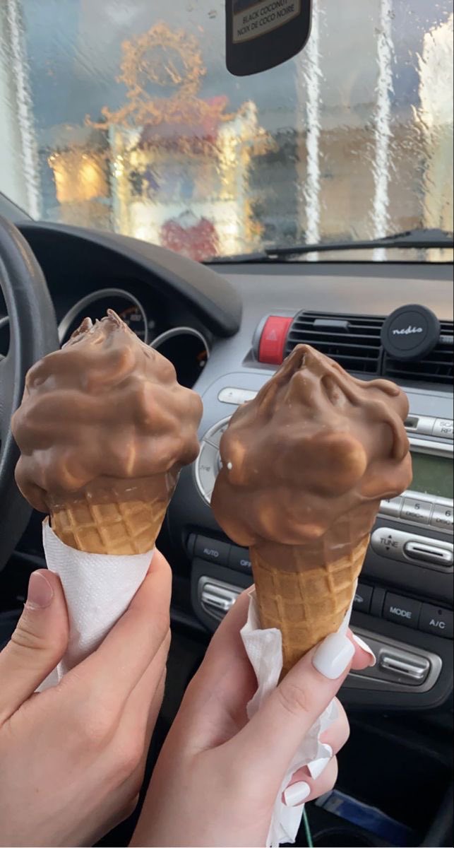 ㅤ
Ice cream date with <a href="/xoxo_nadiaputri/">黄, nadia</a>. 
ㅤ