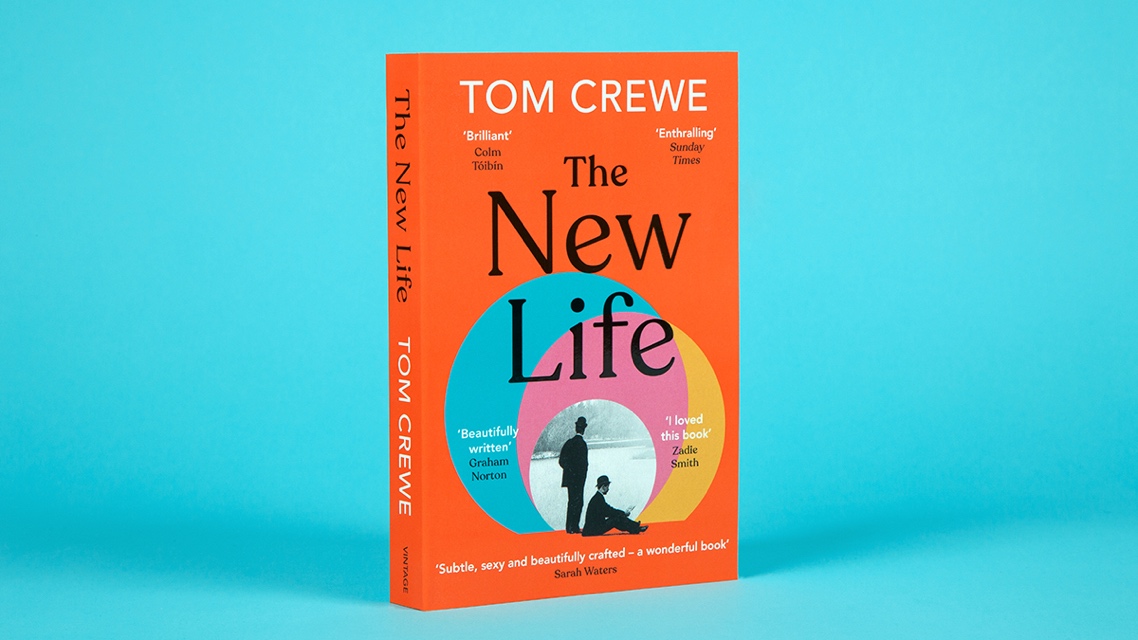 ICYMI, @TomCrewe1 has been announced as the 2024 #YoungWriterAward winner with The New Life! 🎉 Read an extract now from this extraordinary novel: bit.ly/TheNewLifeExtr… @YoungWriterYear