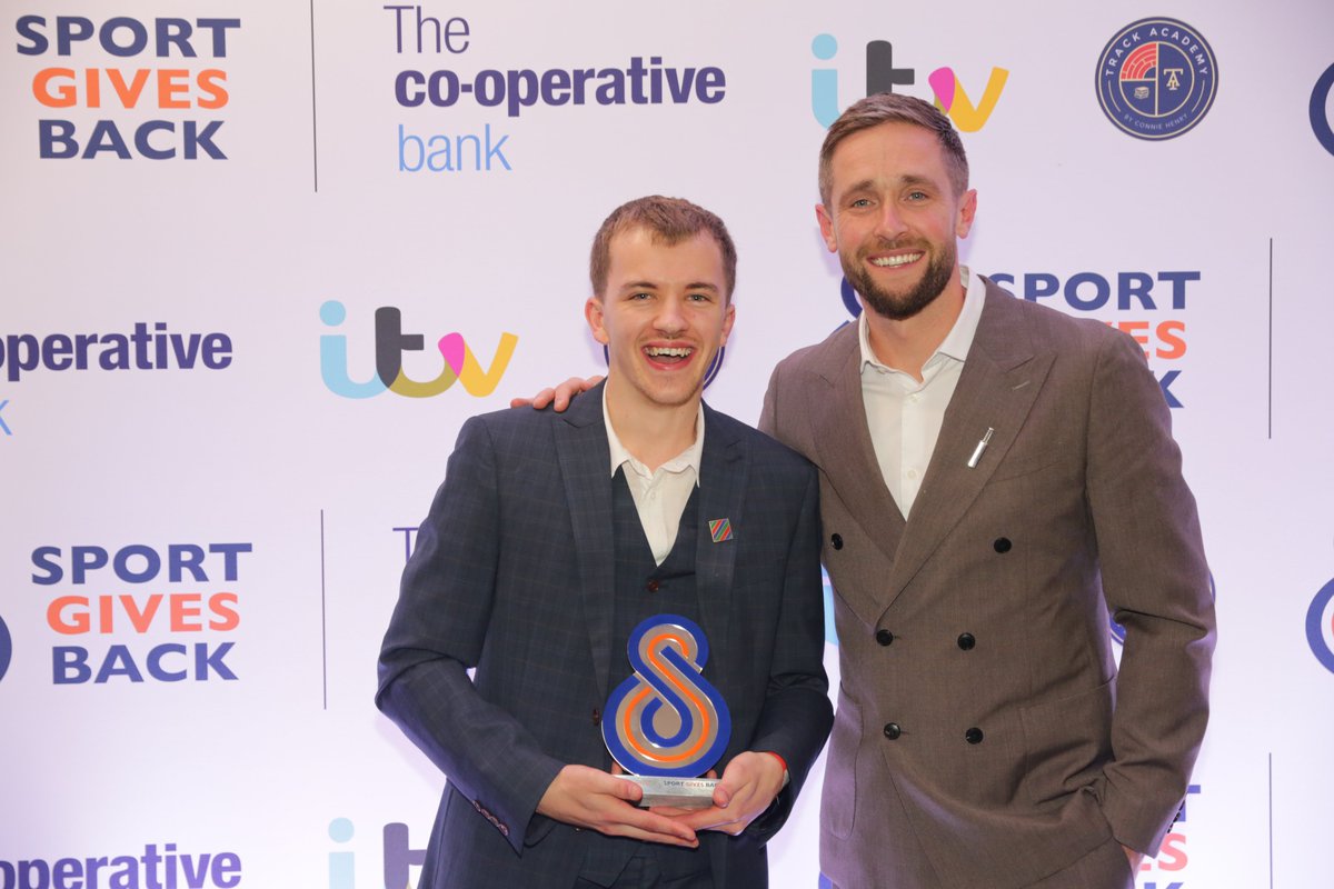 📺Tune in this Sunday, 24 March, at 10:15pm on @ITVX to witness our Inspire Award Winner, Connor, as he accepts his well-deserved recognition at the @SportGivesBack awards alongside @englandcricket's @chriswoakes 🏆